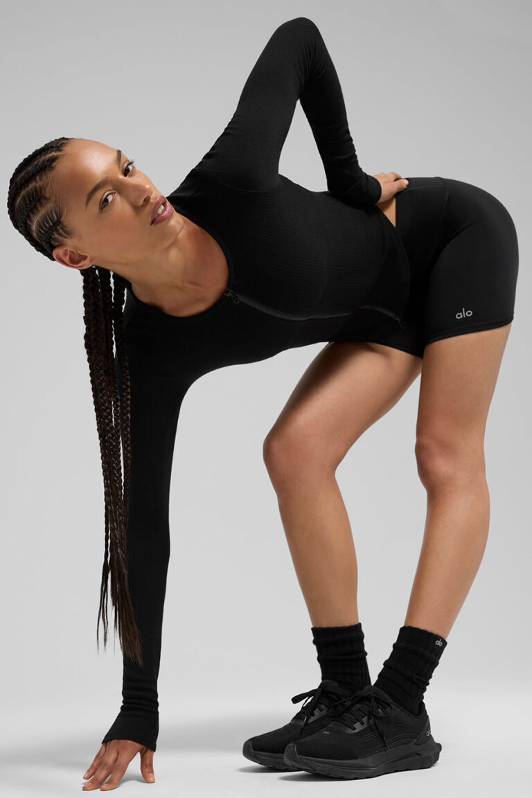 Носки Alo Yoga Unisex Half-Crew Scrunch Sock «Black» Унисекс