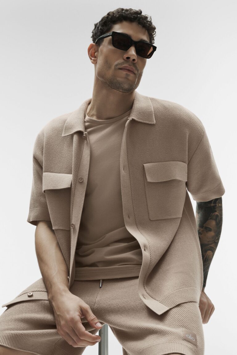 Рубашка Alo Yoga Sports Club Sweater Knit Short Sleeve Button Up «Gravel» Мужская