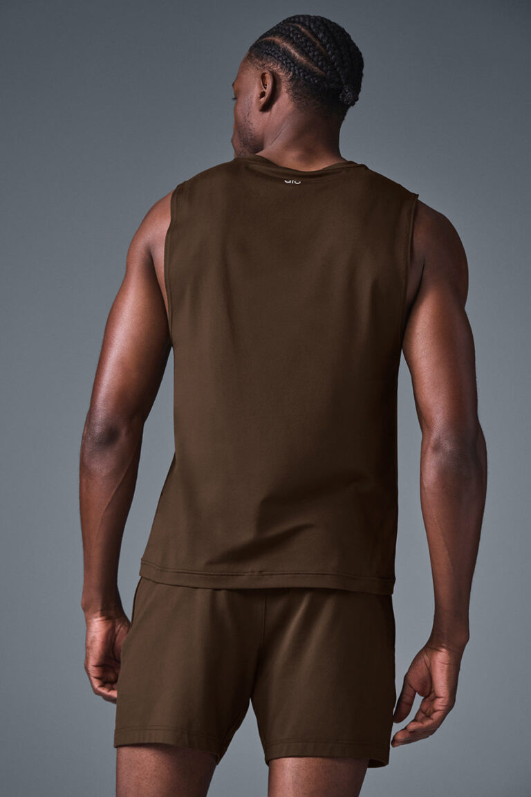 Майка Alo Yoga Conquer Muscle Tank «Espresso» Мужская