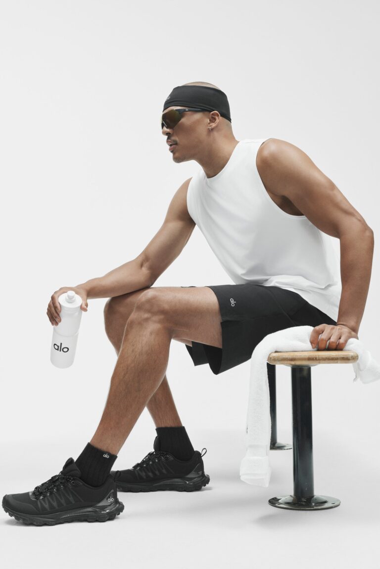 Майка Alo Yoga Conquer Muscle Tank «White» Мужская