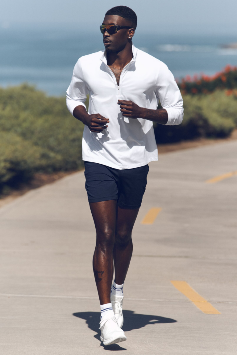 Лонгслив Alo Yoga Conquer 1/4 Zip Reform Long Sleeve «White» Мужская