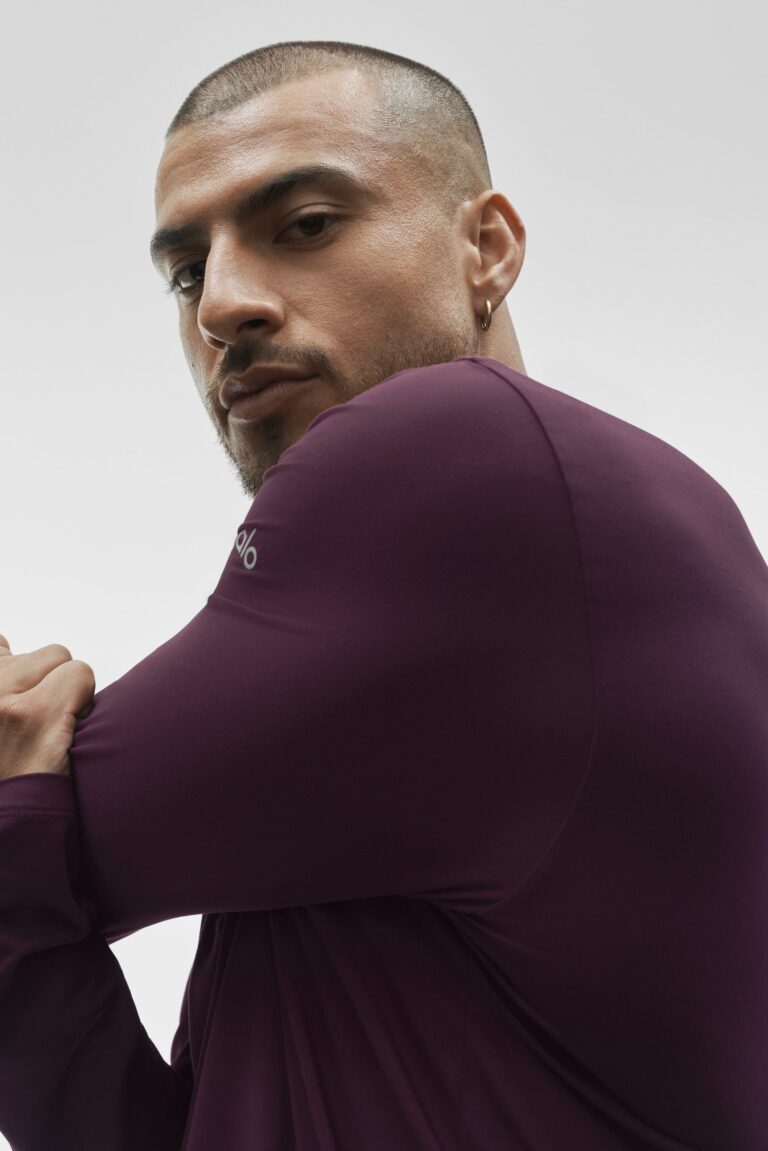 Лонгслив Alo Yoga Conquer 1/4 Zip Reform Long Sleeve «Rich Bordeaux» Мужская