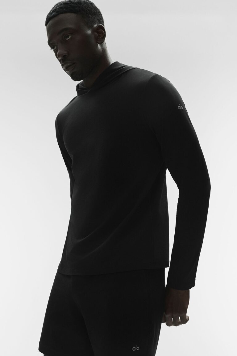 Лонгслив Alo Yoga Conquer Reform Long Sleeve With Hood «Black» Мужская