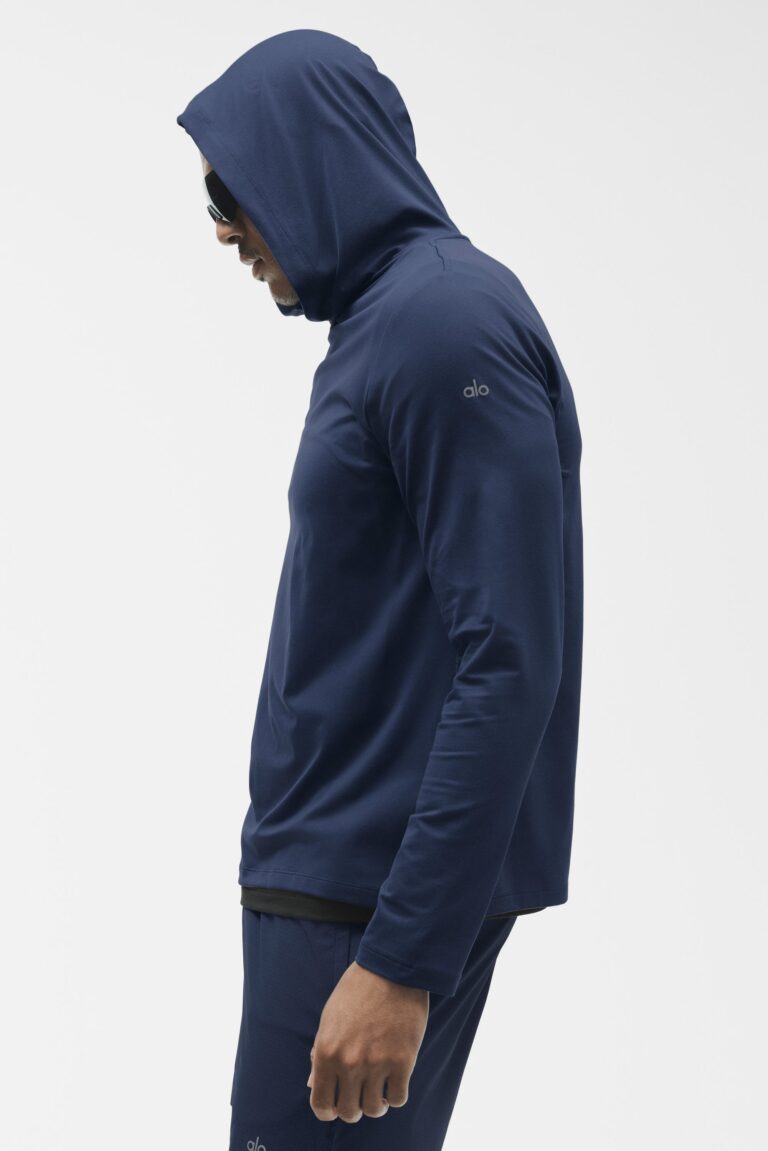 Лонгслив Alo Yoga Conquer Reform Long Sleeve With Hood «Navy» Мужская