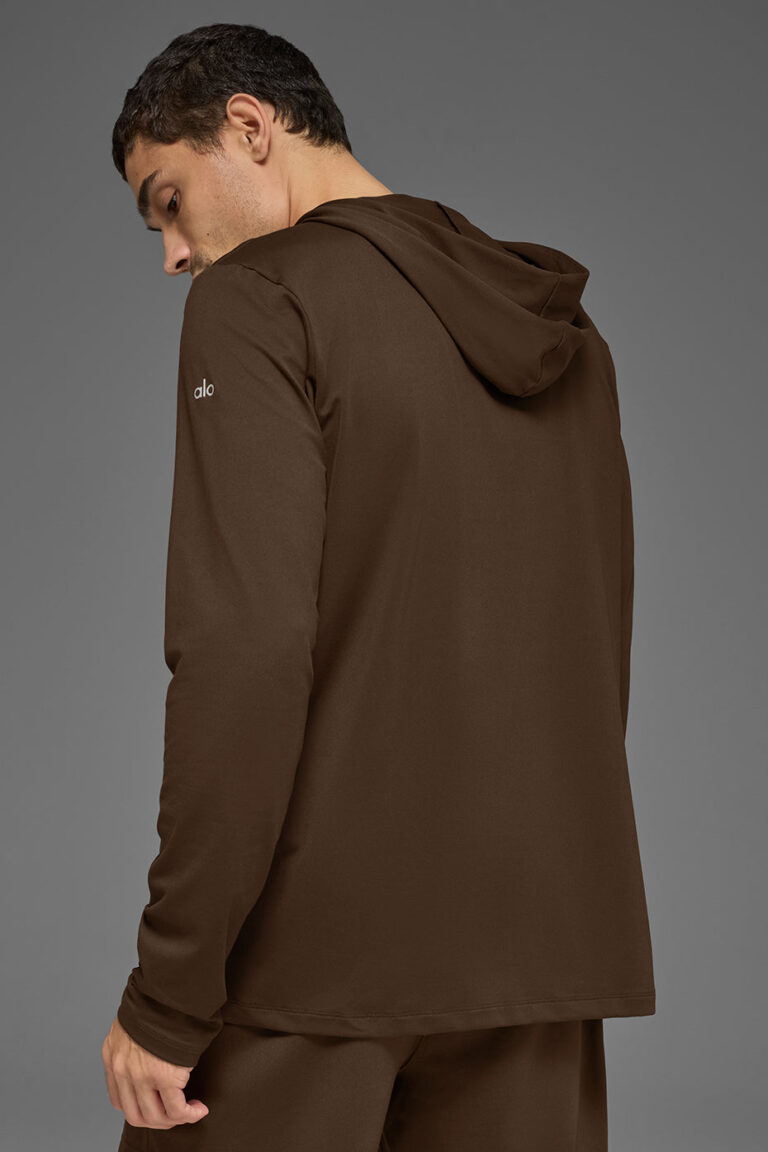 Лонгслив Alo Yoga Conquer Reform Long Sleeve With Hood «Espresso» Мужская
