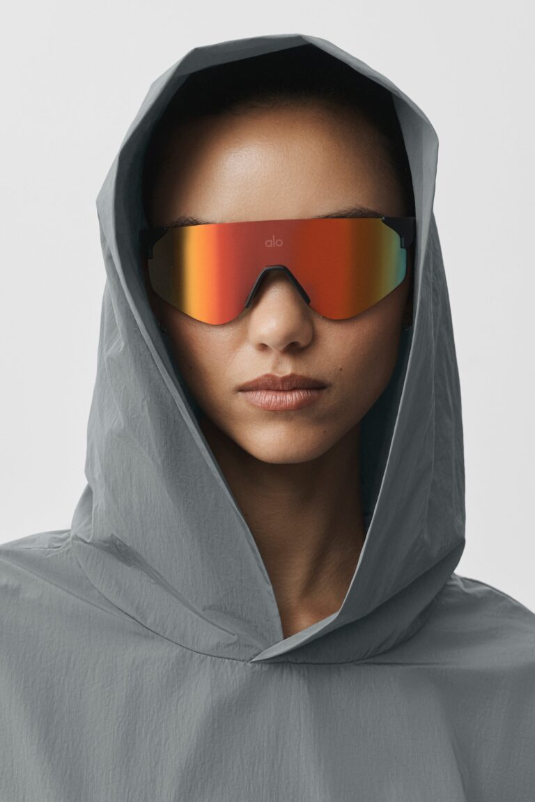 Худи Alo Yoga Axis Hooded Pullover «Monument» Мужская