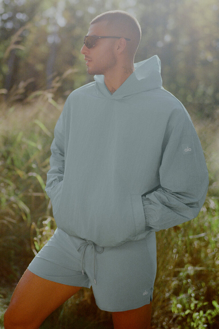 Худи Alo Yoga Axis Hooded Pullover «Desert Sage» Мужская