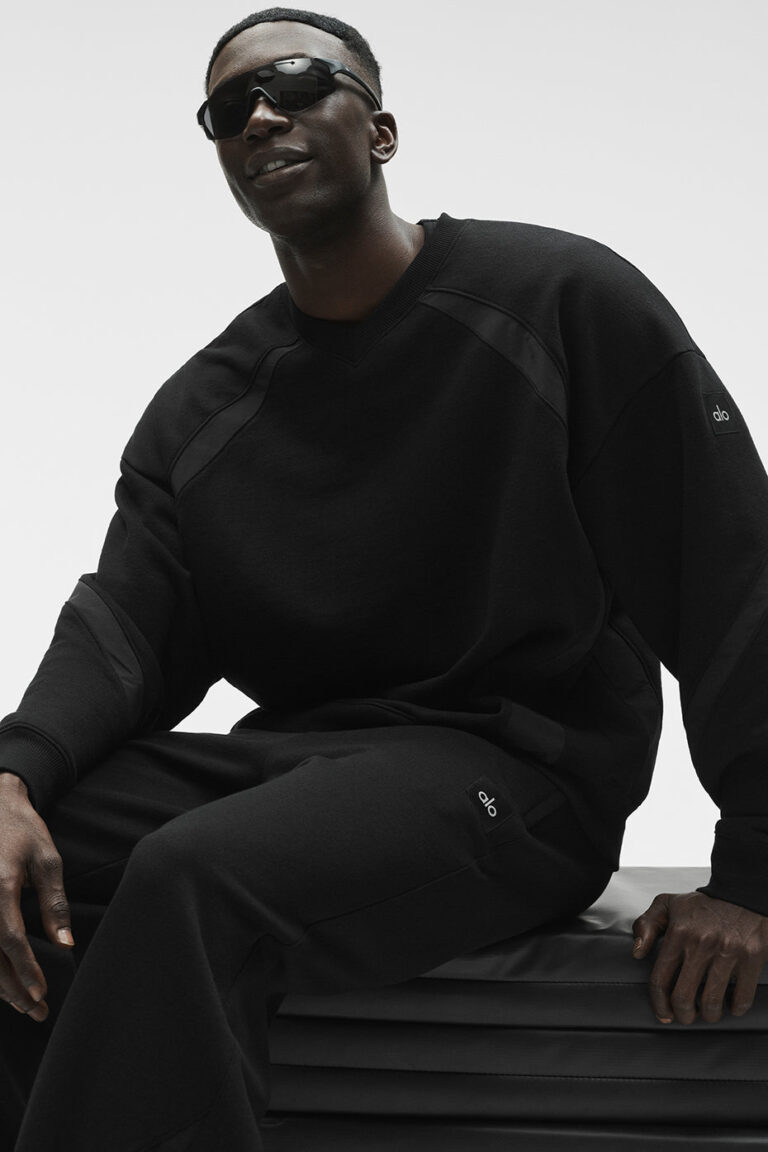 Свитшот Alo Yoga Field Crew Neck Sweatshirt «Black» Мужская