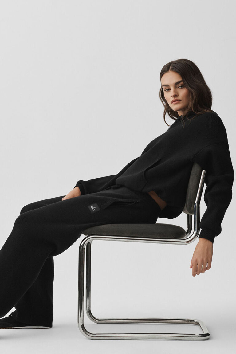 Брюки Alo Yoga Scholar Straight Leg Sweatpant «Black» Мужская