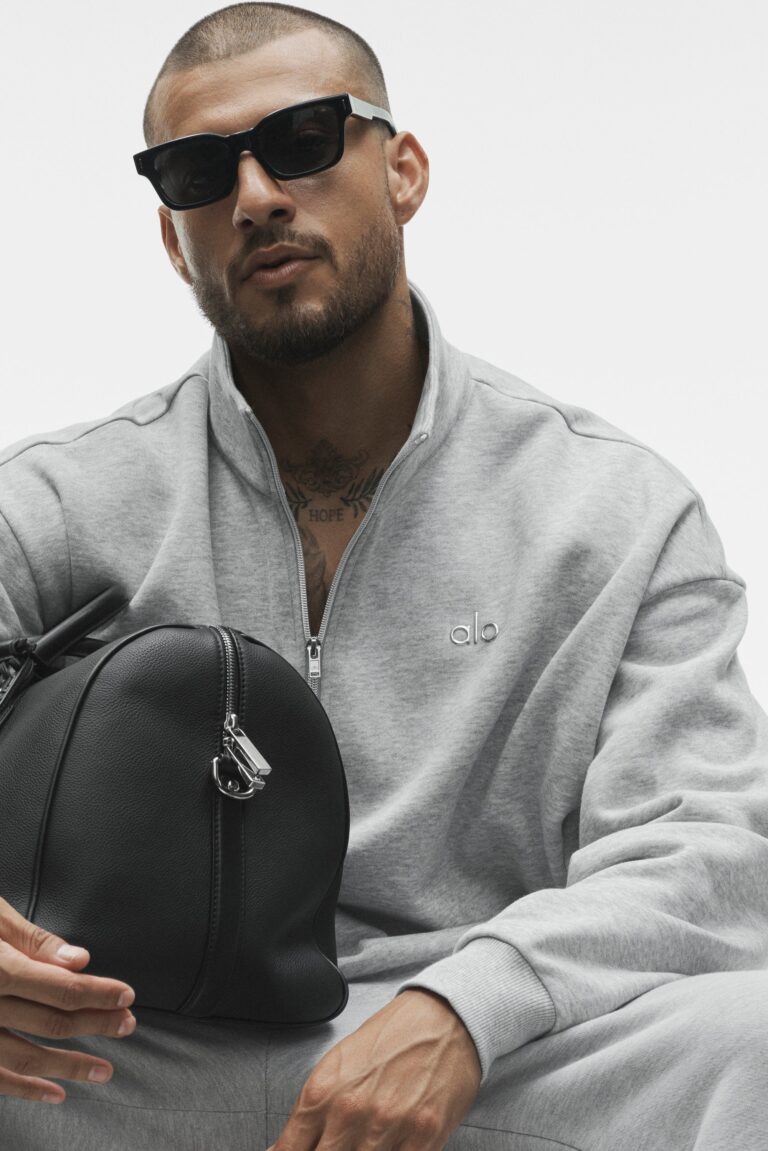 Свитшот Alo Yoga Accolade 1/4 Zip Pullover «Athletic Grey» Унисекс