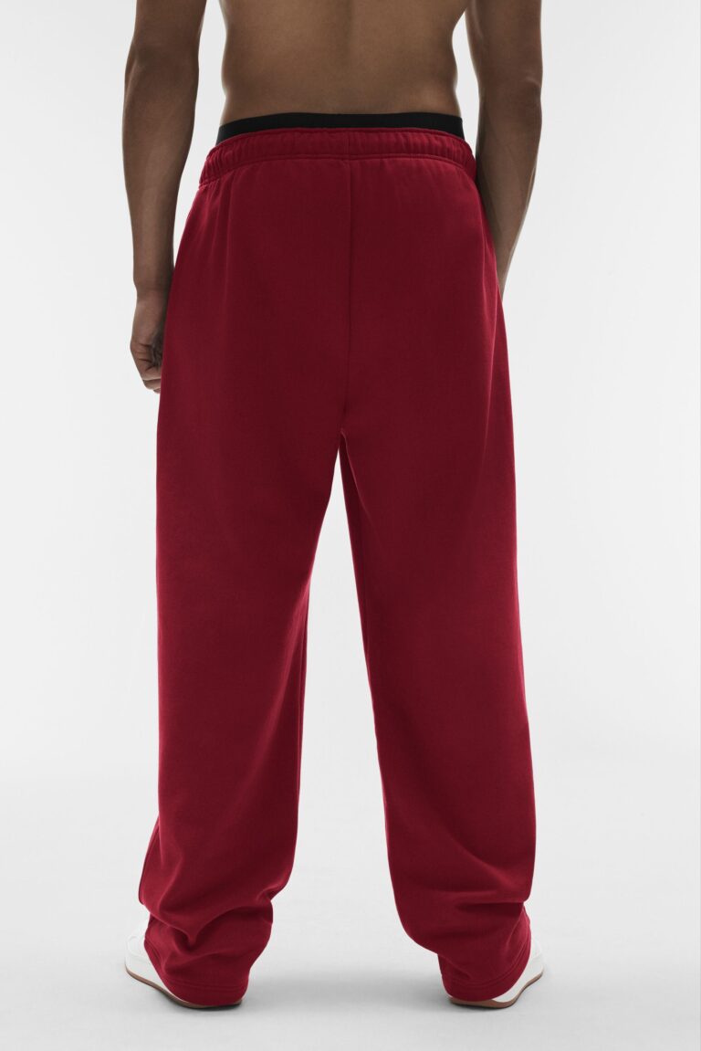 Брюки Alo Yoga Accolade Straight Leg Sweatpant «Summer Romance Red» Унисекс