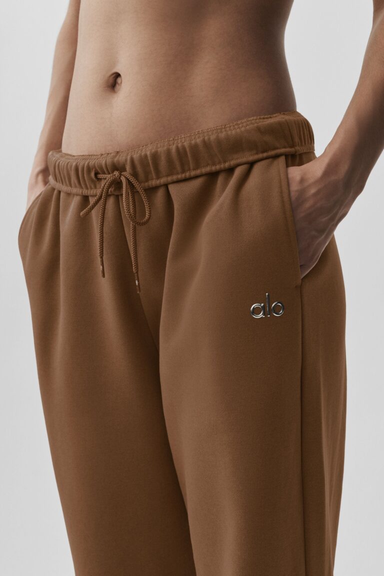 Брюки Alo Yoga Accolade Straight Leg Sweatpant «Sun Kissed Brown» Унисекс