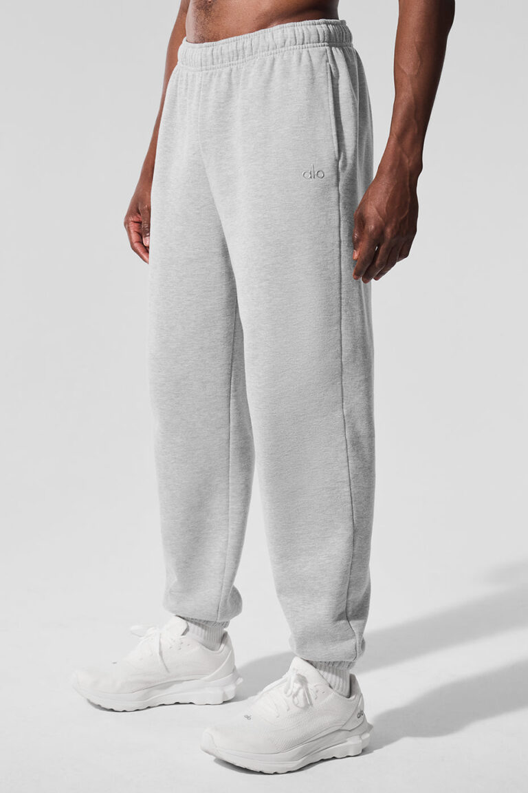 Брюки Alo Yoga Accolade Sweatpant «Athletic Grey» Унисекс