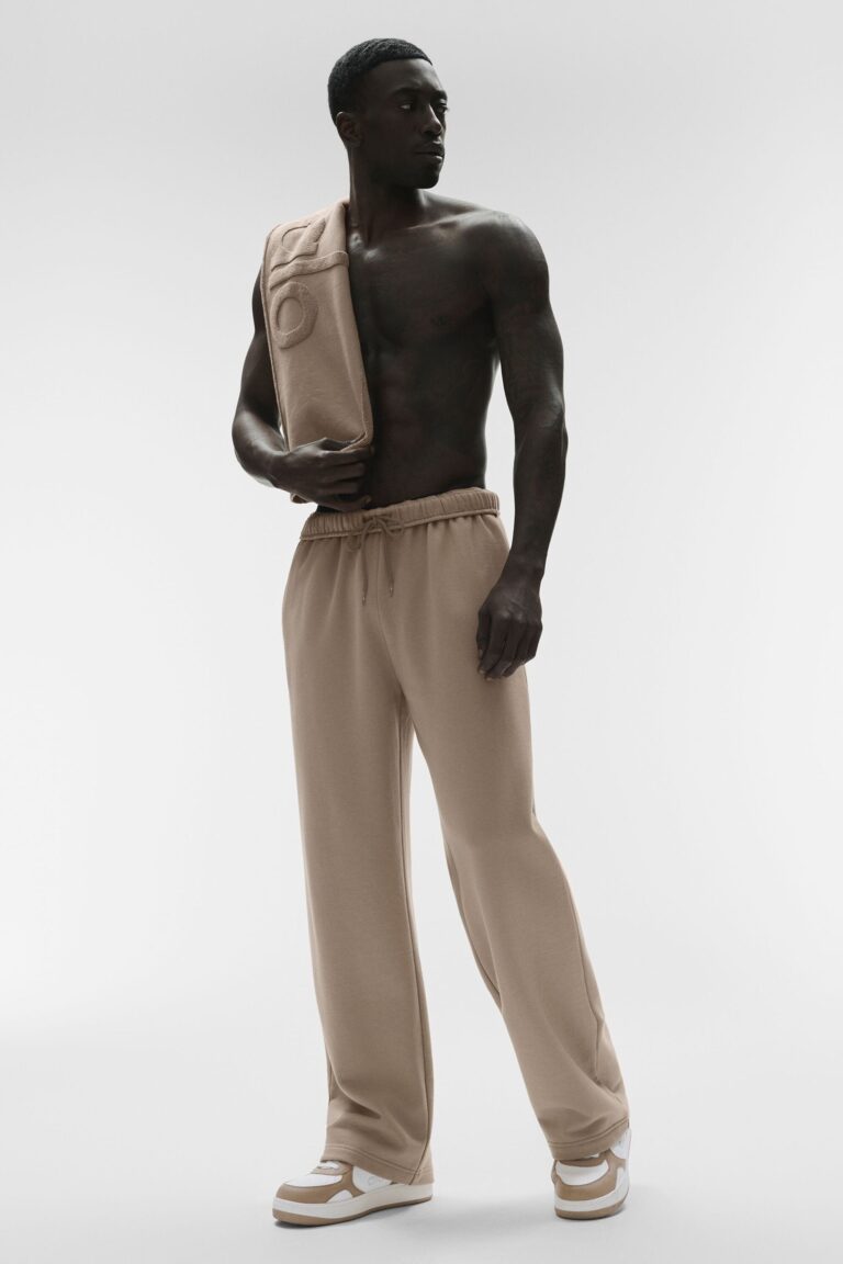 Брюки Alo Yoga Accolade Straight Leg Sweatpant «Gravel» Унисекс