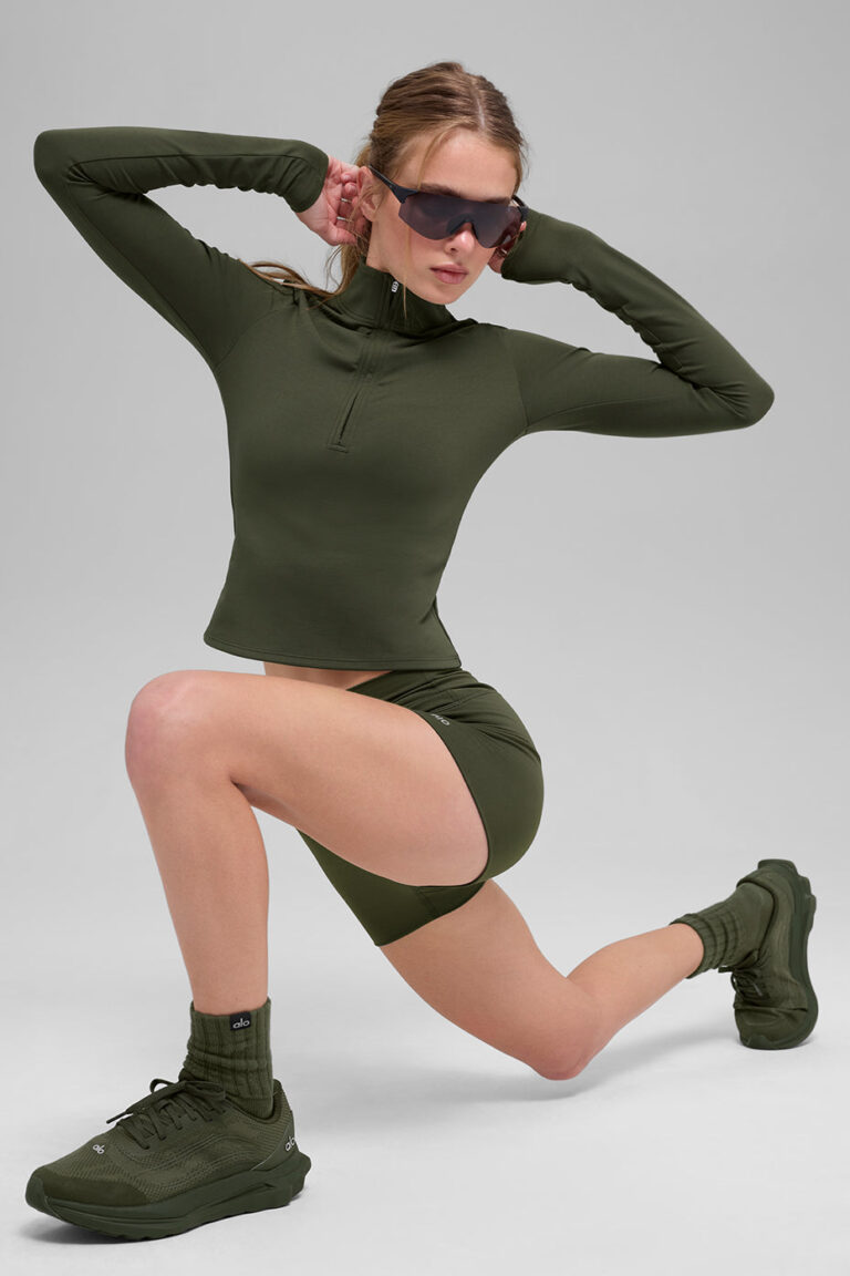 Лонгслив Alo Yoga ALO Softsculpt Precision 1/4 Zip Long Sleeve «Green Olive» Женская