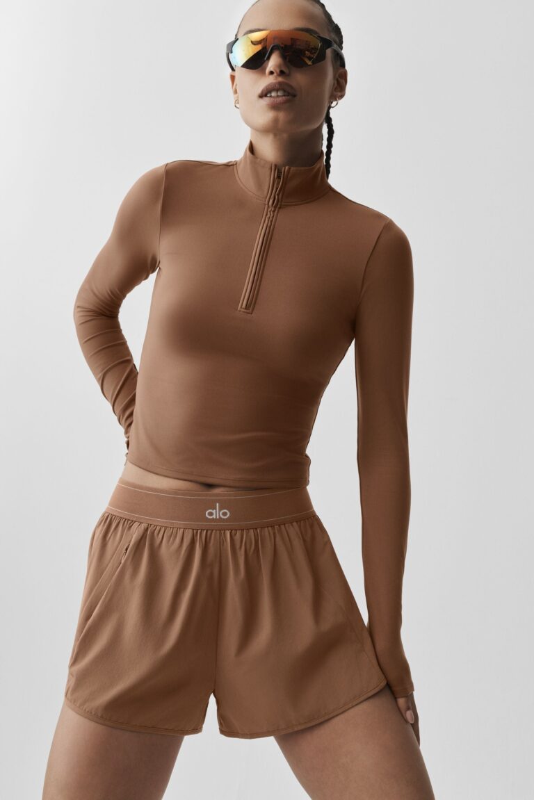 Лонгслив Alo Yoga ALO Softsculpt Precision 1/4 Zip Long Sleeve «Sun Kissed Brown» Женская