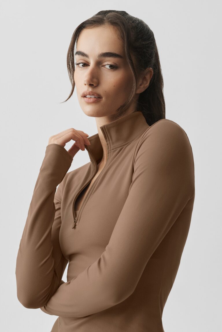 Лонгслив Alo Yoga ALO Softsculpt Precision 1/4 Zip Long Sleeve «Java Brown» Женская