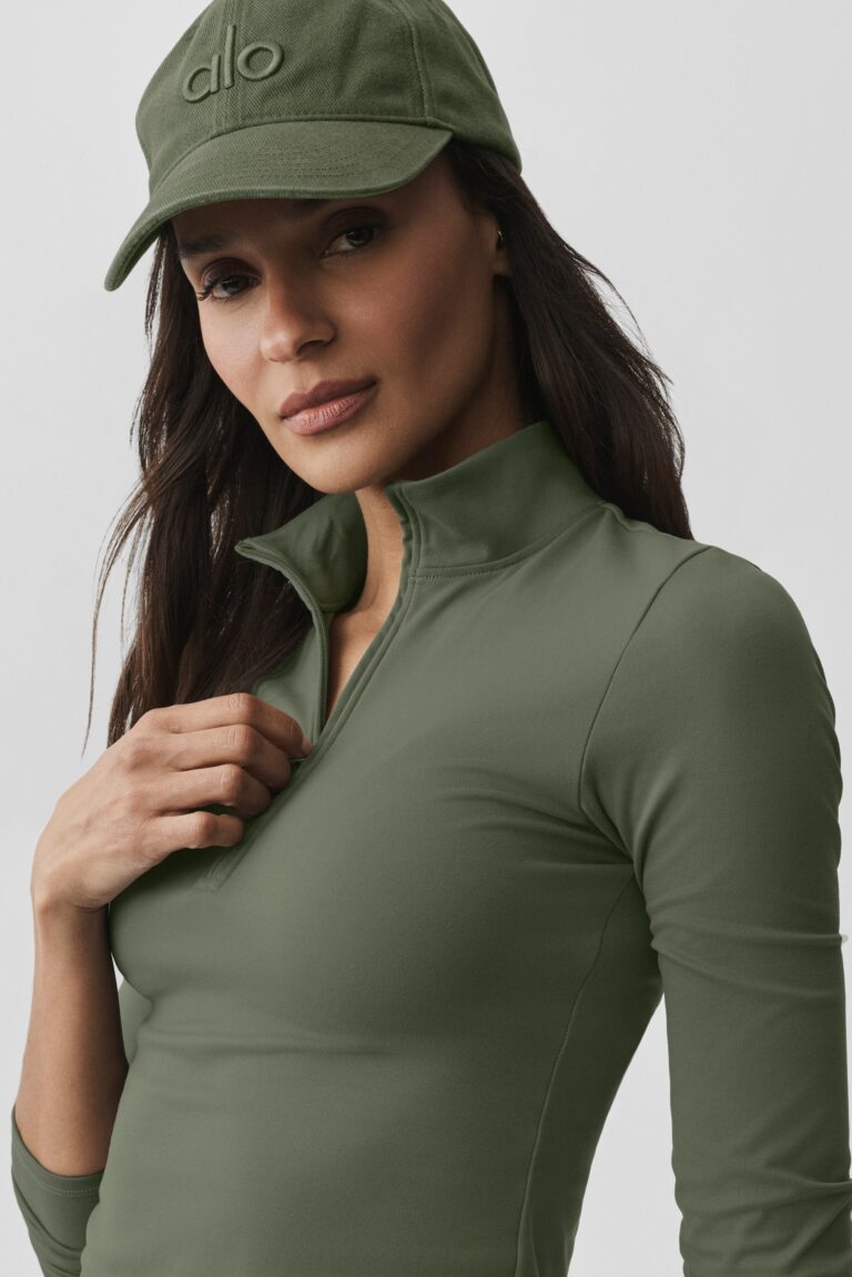 Лонгслив Alo Yoga ALO Softsculpt Precision 1/4 Zip Long Sleeve «Bamboo Green» Женская