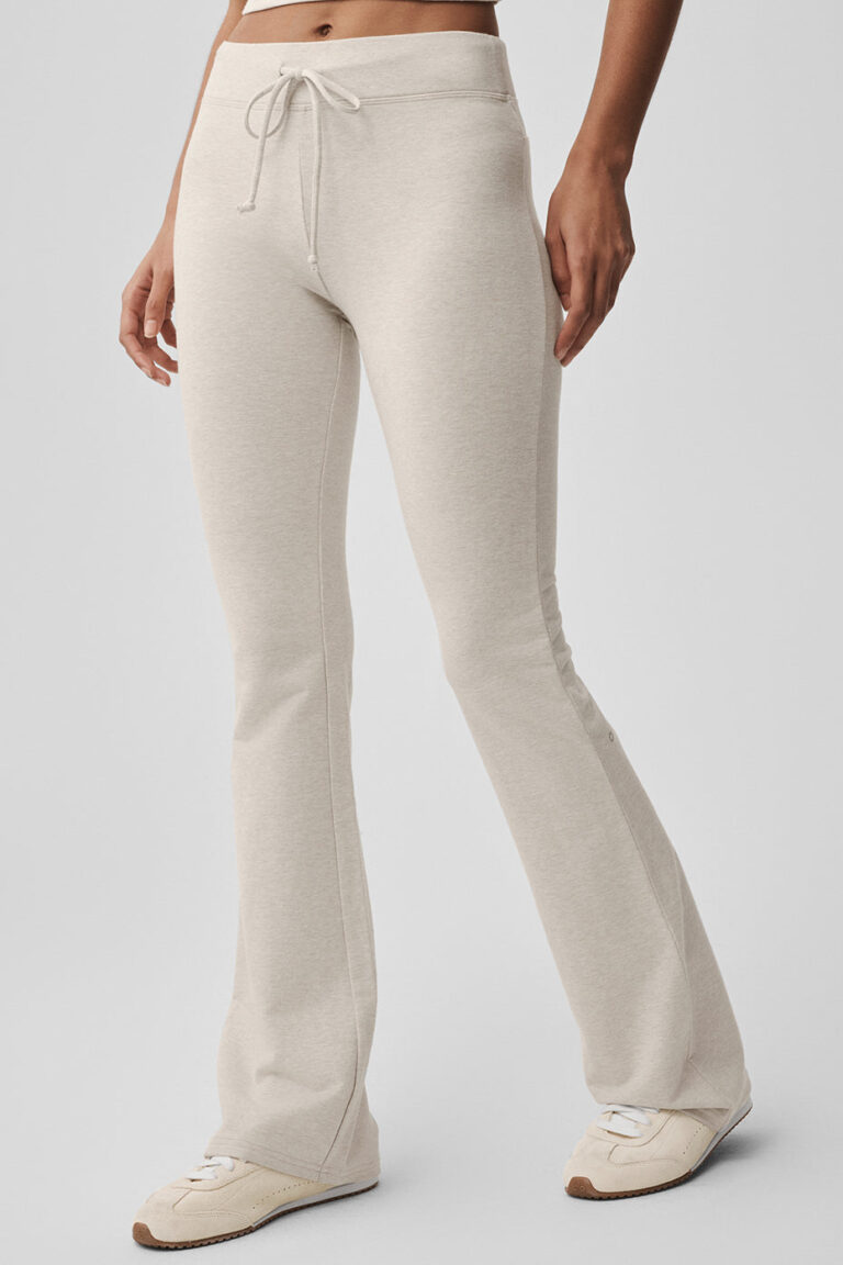 Брюки Alo Yoga Sway Bootcut Sweatpant «Oatmeal Heather» Женская