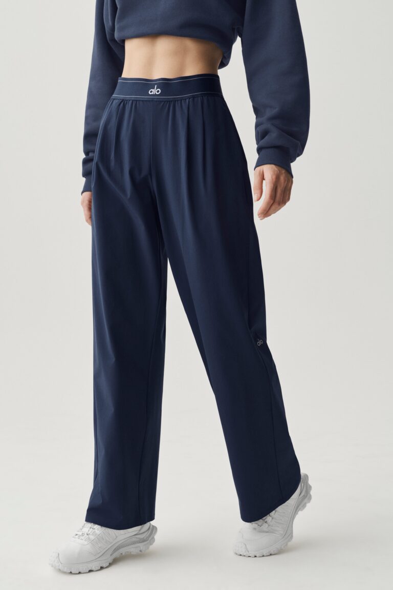 Брюки Alo Yoga Suit Up Trouser (Regular) «Navy» Женская