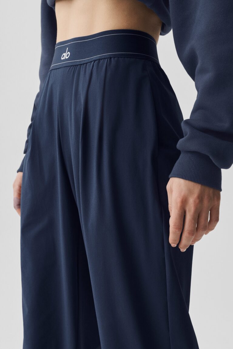 Брюки Alo Yoga Suit Up Trouser (Regular) «Navy» Женская