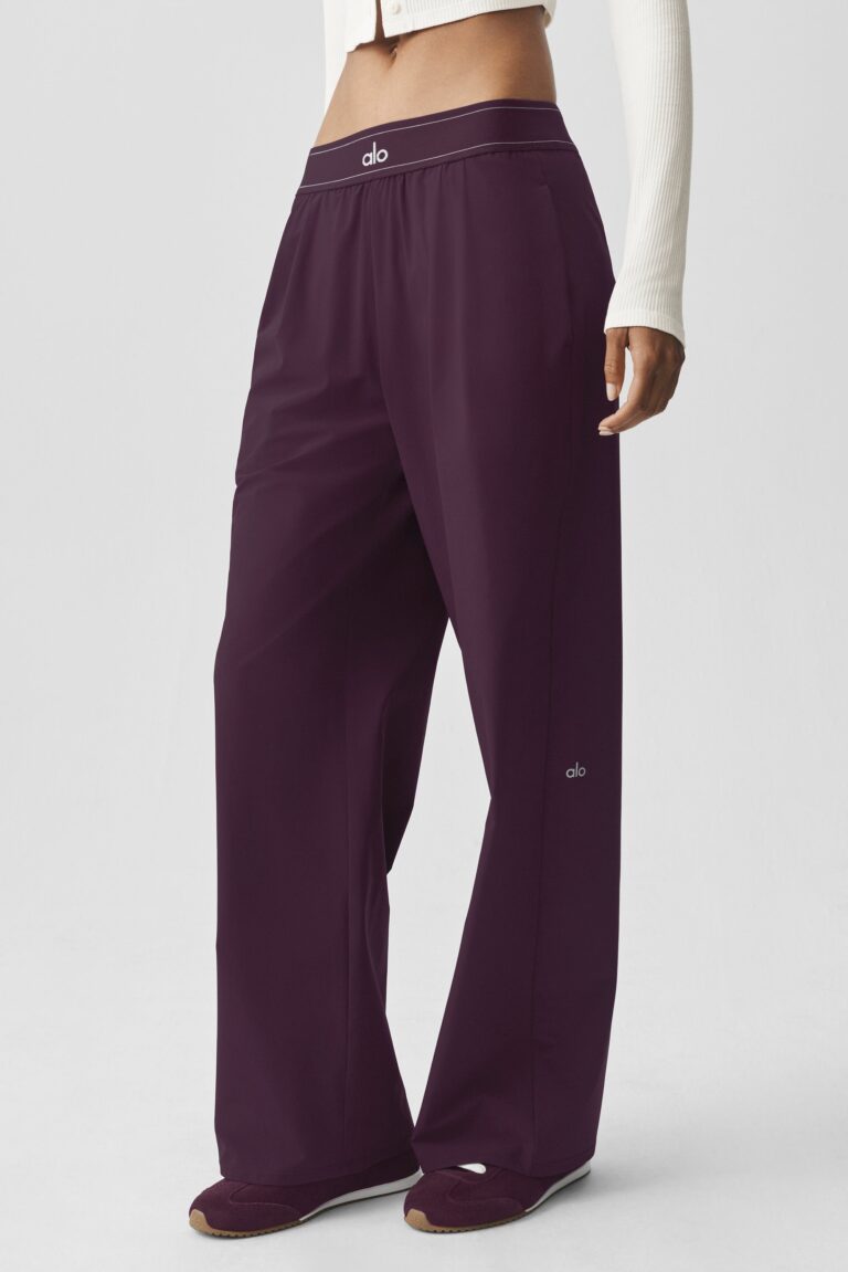 Брюки Alo Yoga Suit Up Trouser (Regular) «Rich Bordeaux» Женская