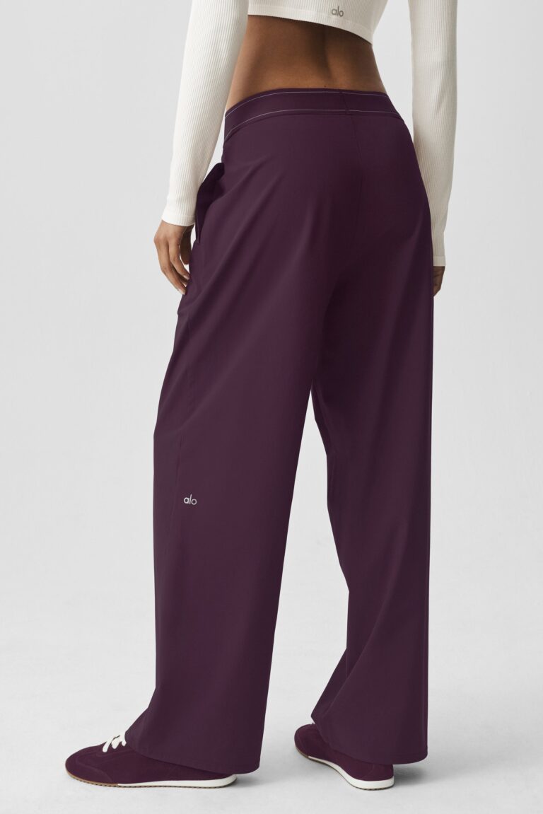 Брюки Alo Yoga Suit Up Trouser (Regular) «Rich Bordeaux» Женская