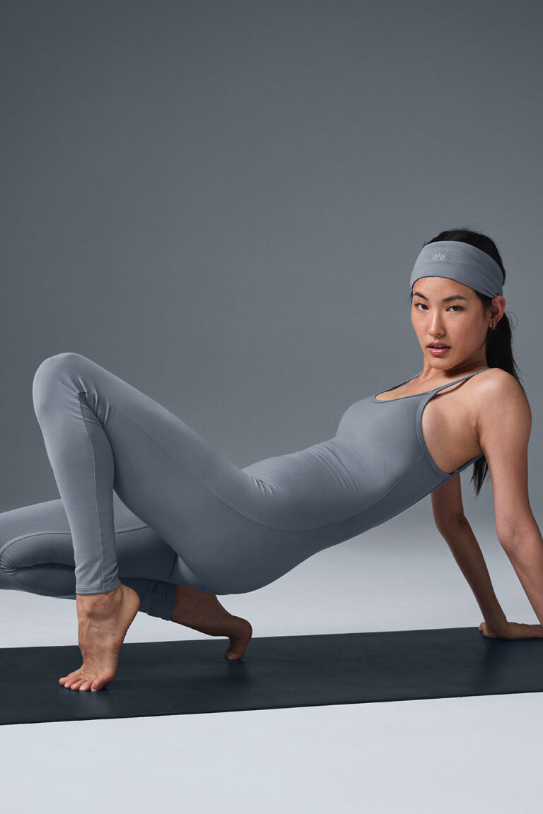 Комбинезон Alo Yoga Airbrush One And Done Onesie «Steel Grey» Женская
