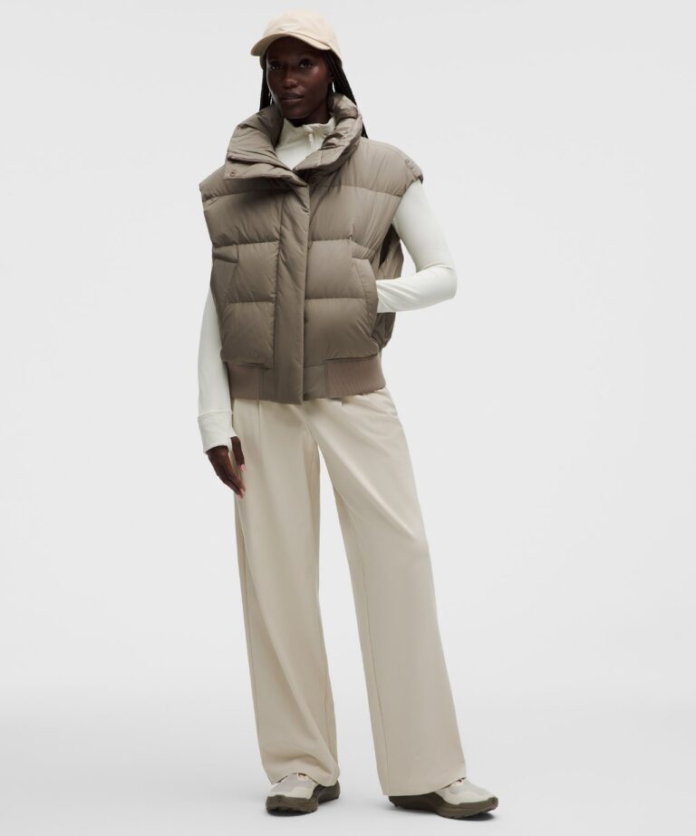 Жилет lululemon Wunder Puff Down Vest «Cypress Green» Женская