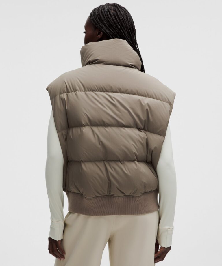 Жилет lululemon Wunder Puff Down Vest «Cypress Green» Женская