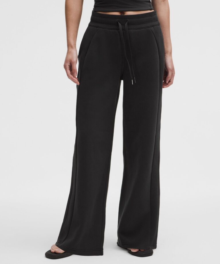 Брюки lululemon Scuba Mid-Rise Wide-Leg Pant «Black» Женская