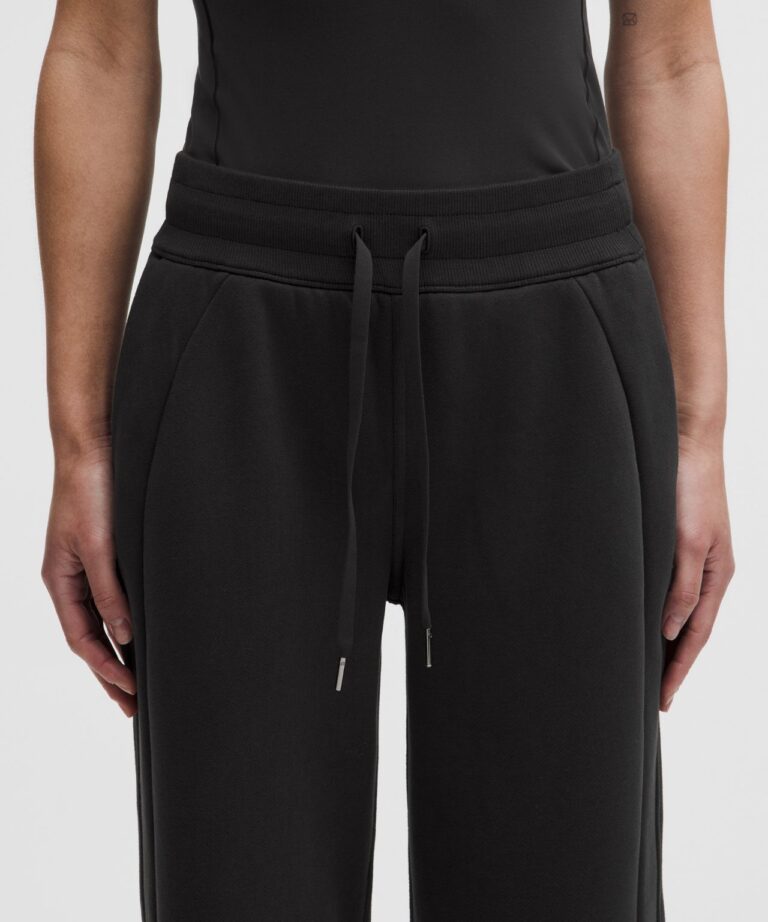 Брюки lululemon Scuba Mid-Rise Wide-Leg Pant «Black» Женская