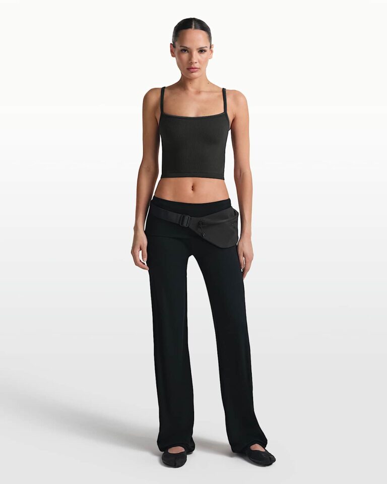 Майка NikeSKIMS Ribbed Seamless Cami Tank Top «Obsidian/Armor» Женская