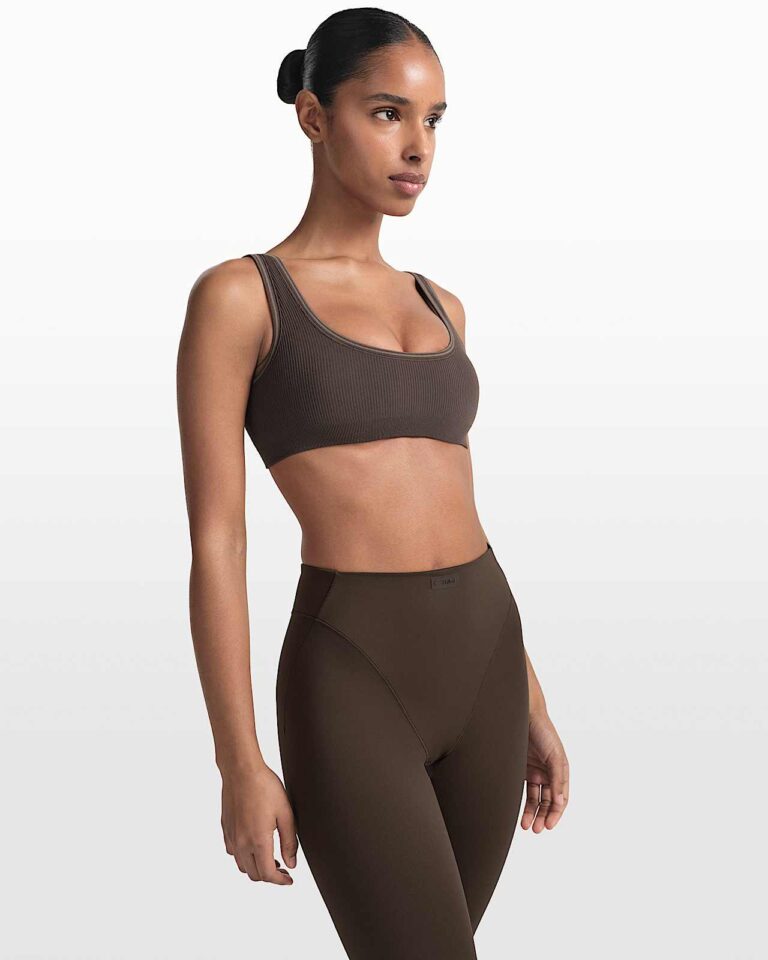 Топ NikeSKIMS Ribbed Seamless Micro-Scoop Bra «Phoenix/Truffle» Женская