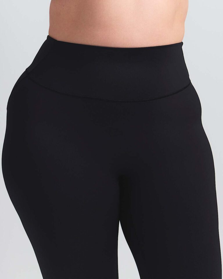 Леггинсы NikeSKIMS Matte High-Waisted 26″ Leggings «Obsidian» Женская
