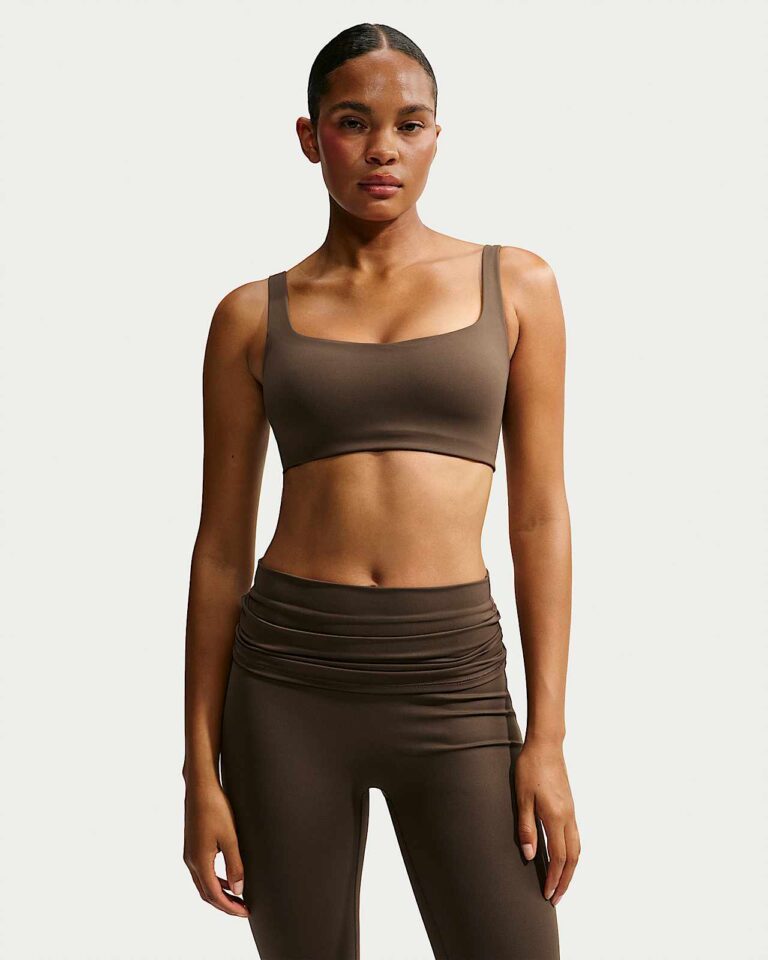 Топ NikeSKIMS Matte Scoop-Neck Bra «Dark Sepia» Женская