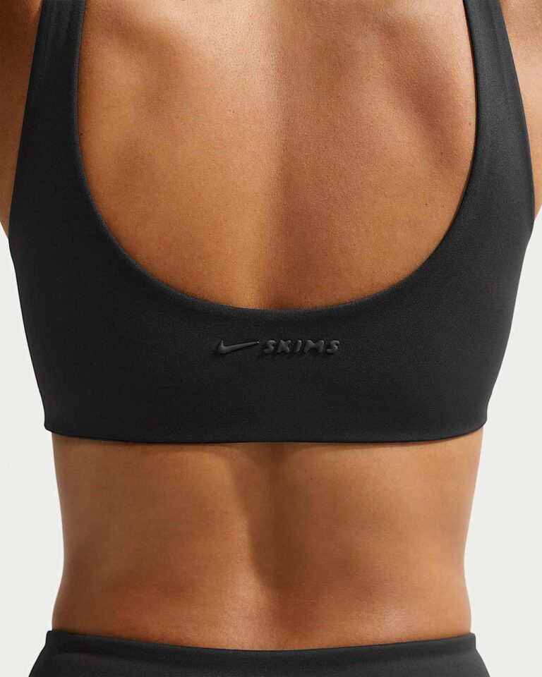 Топ NikeSKIMS Matte Scoop-Neck Bra «Obsidian» Женская