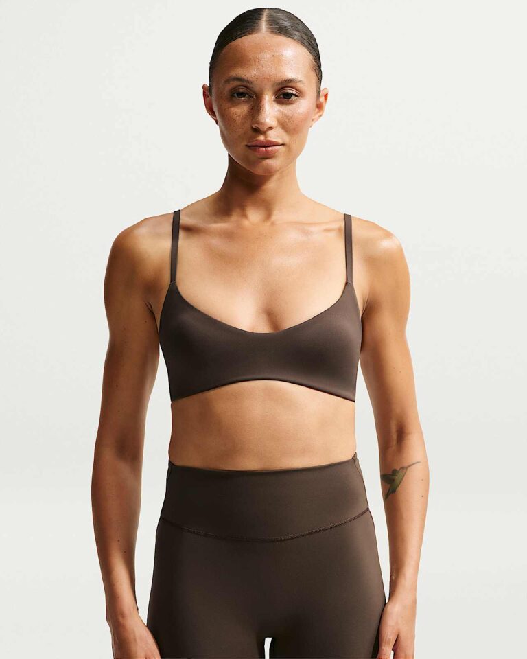 Топ NikeSKIMS Matte Micro-Scoop Bra «Dark Sepia» Женская