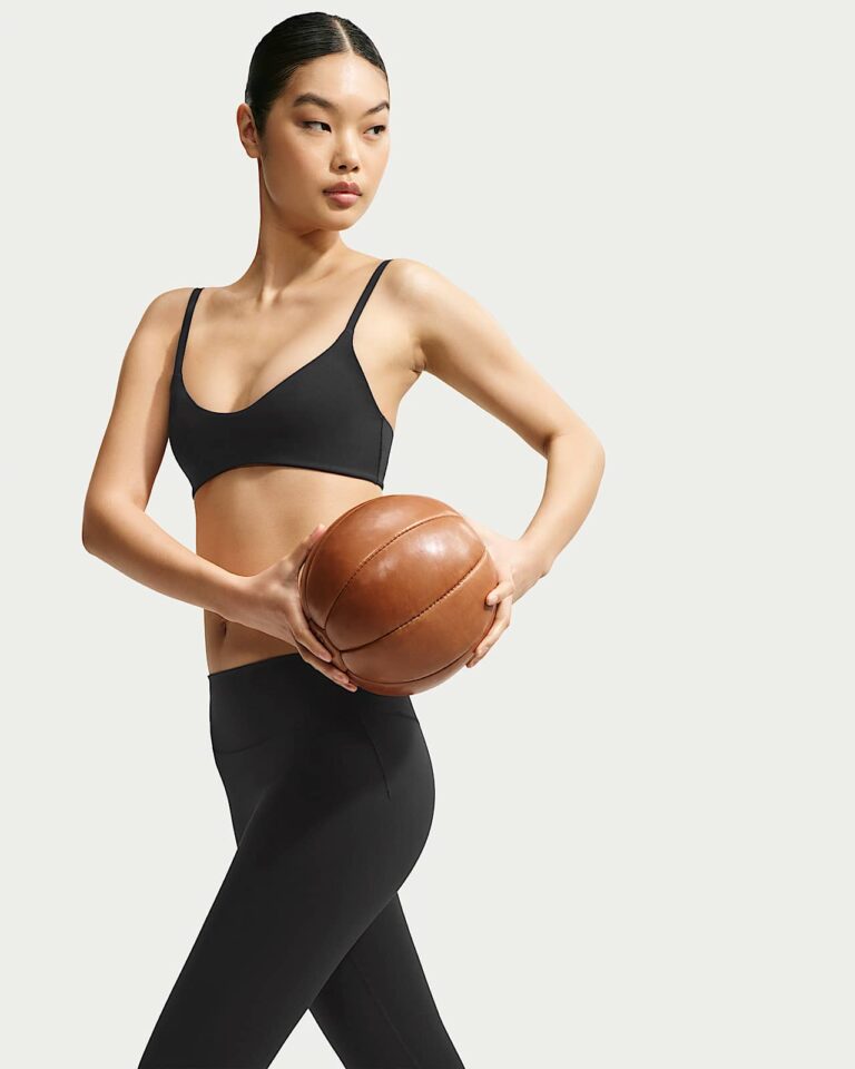 Топ NikeSKIMS Matte Micro-Scoop Bra «Obsidian» Женская