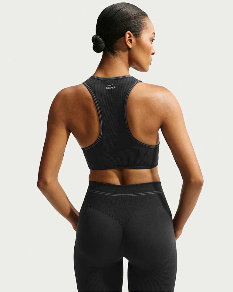 Топ NikeSKIMS Ribbed Seamless Racerneck Bra «Obsidian/Armor» Женская