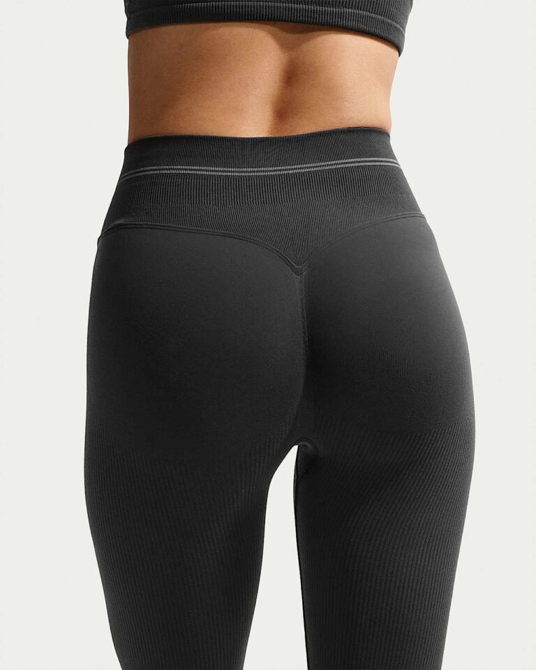 Леггинсы NikeSKIMS Ribbed Seamless High-Waisted 26″ Leggings «Obsidian/Armor» Женская