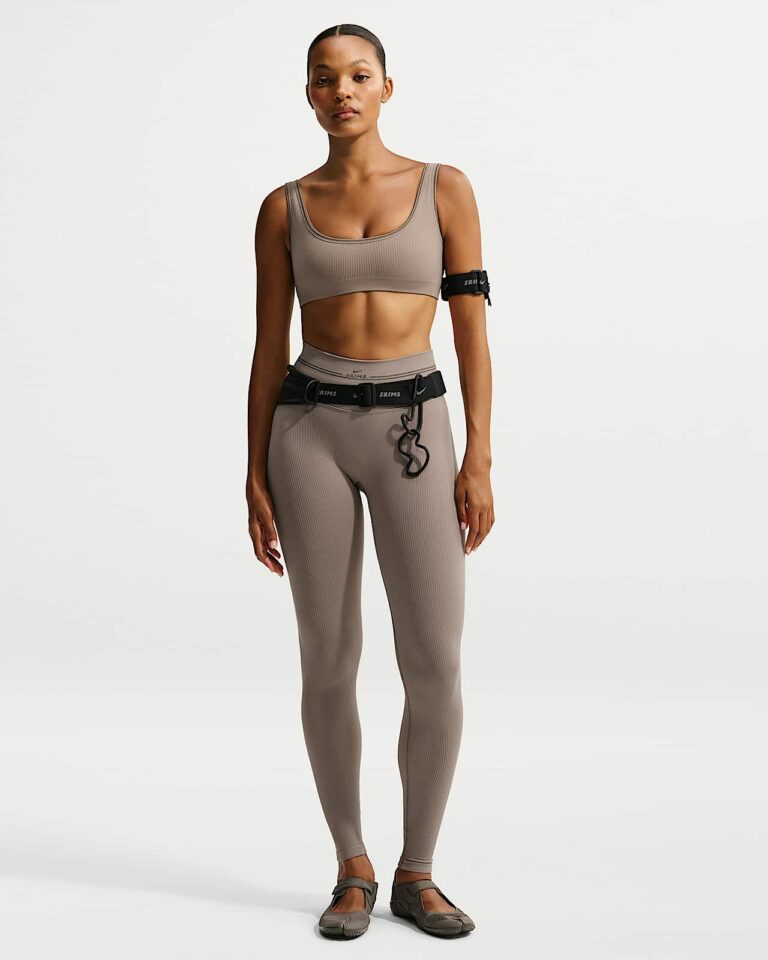Леггинсы NikeSKIMS Ribbed Seamless High-Waisted 26″ Leggings «Driftwood» Женская