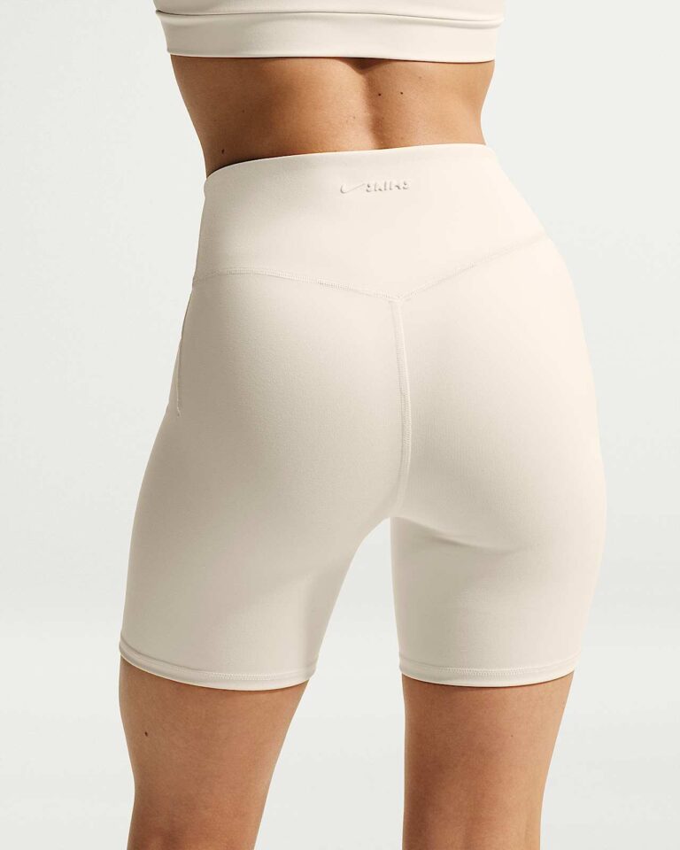 Велосипедки NikeSKIMS Matte High-Waisted 5″ Biker Shorts «Actv Ivory» Женская