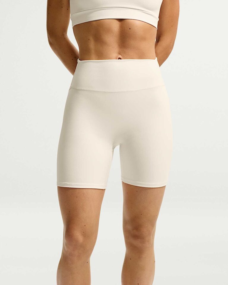 Велосипедки NikeSKIMS Matte High-Waisted 5″ Biker Shorts «Actv Ivory» Женская