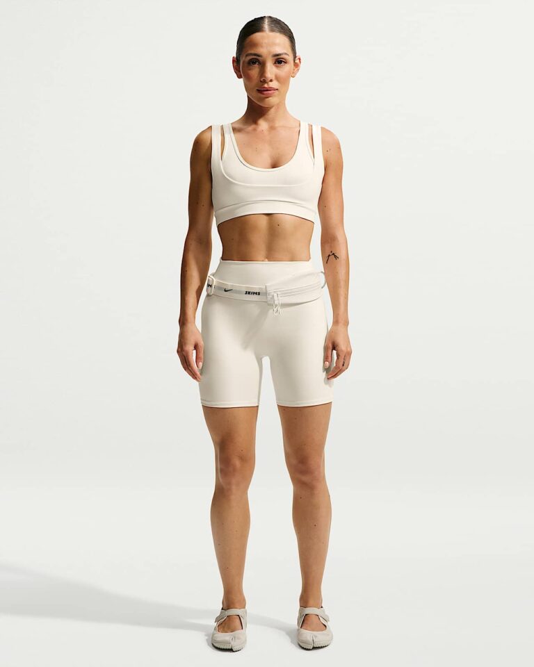 Велосипедки NikeSKIMS Matte High-Waisted 5″ Biker Shorts «Actv Ivory» Женская
