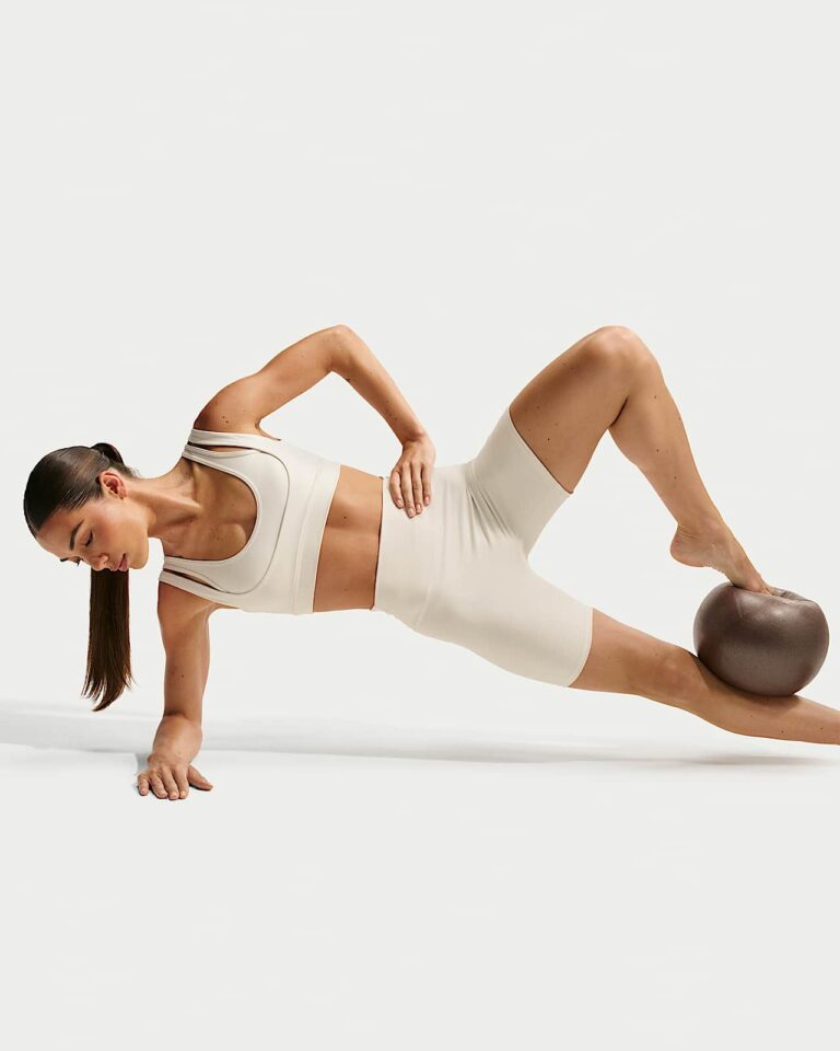 Топ NikeSKIMS Matte Double-Strap Scoop Bra «Actv Ivory» Женская