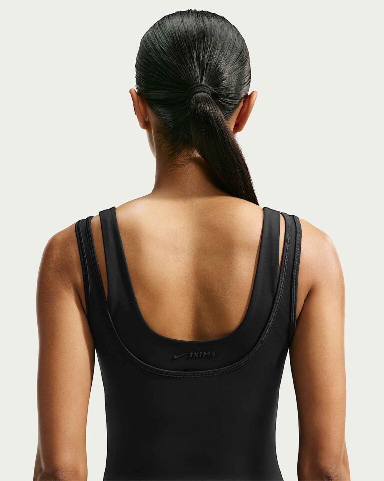 Майка NikeSKIMS Matte Double-Strap Scoop Tank Top «Obsidian» Женская