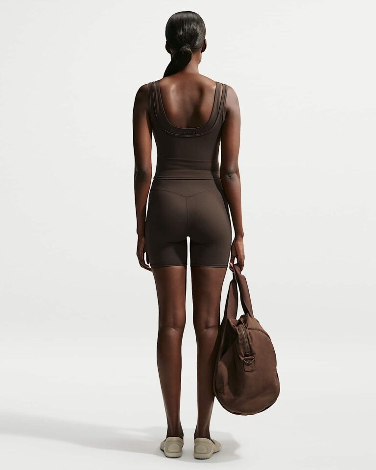 Майка NikeSKIMS Matte Double-Strap Scoop Tank Top «Dark Sepia» Женская