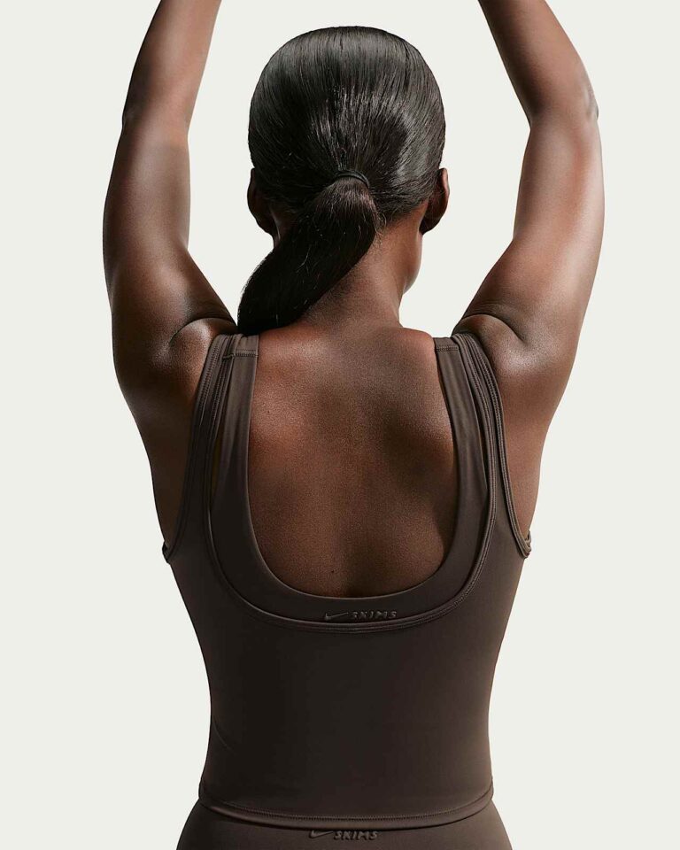 Майка NikeSKIMS Matte Double-Strap Scoop Tank Top «Dark Sepia» Женская