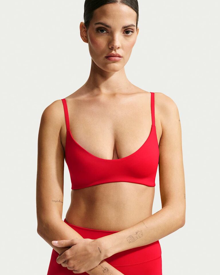 Топ NikeSKIMS Matte Micro-Scoop Bra «University Red» Женская